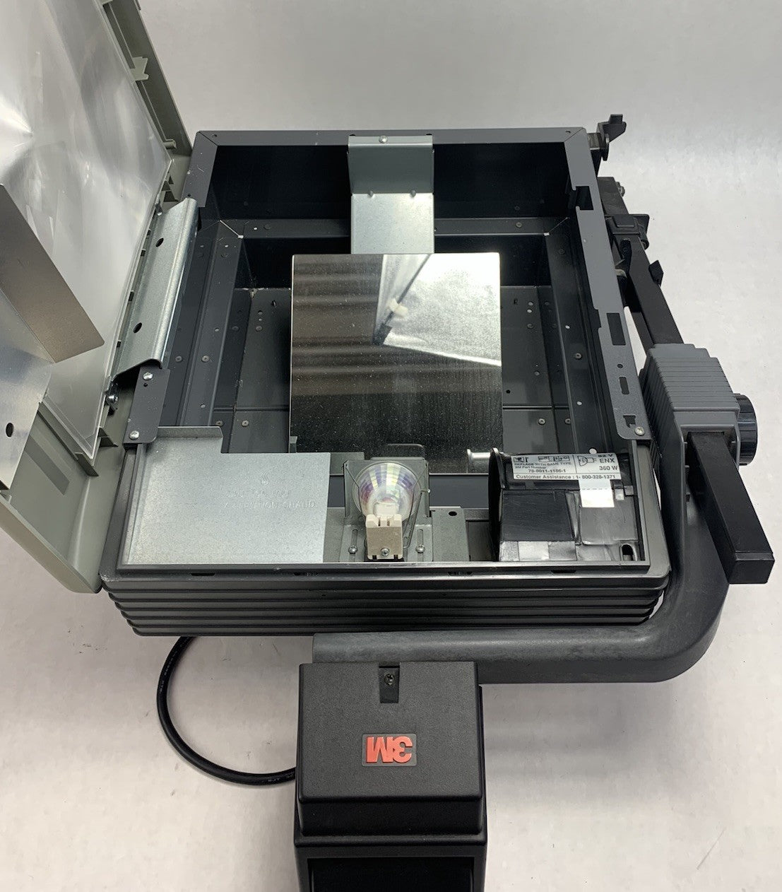 3M 9000AJE 9060 Overhead Projector - Tested9