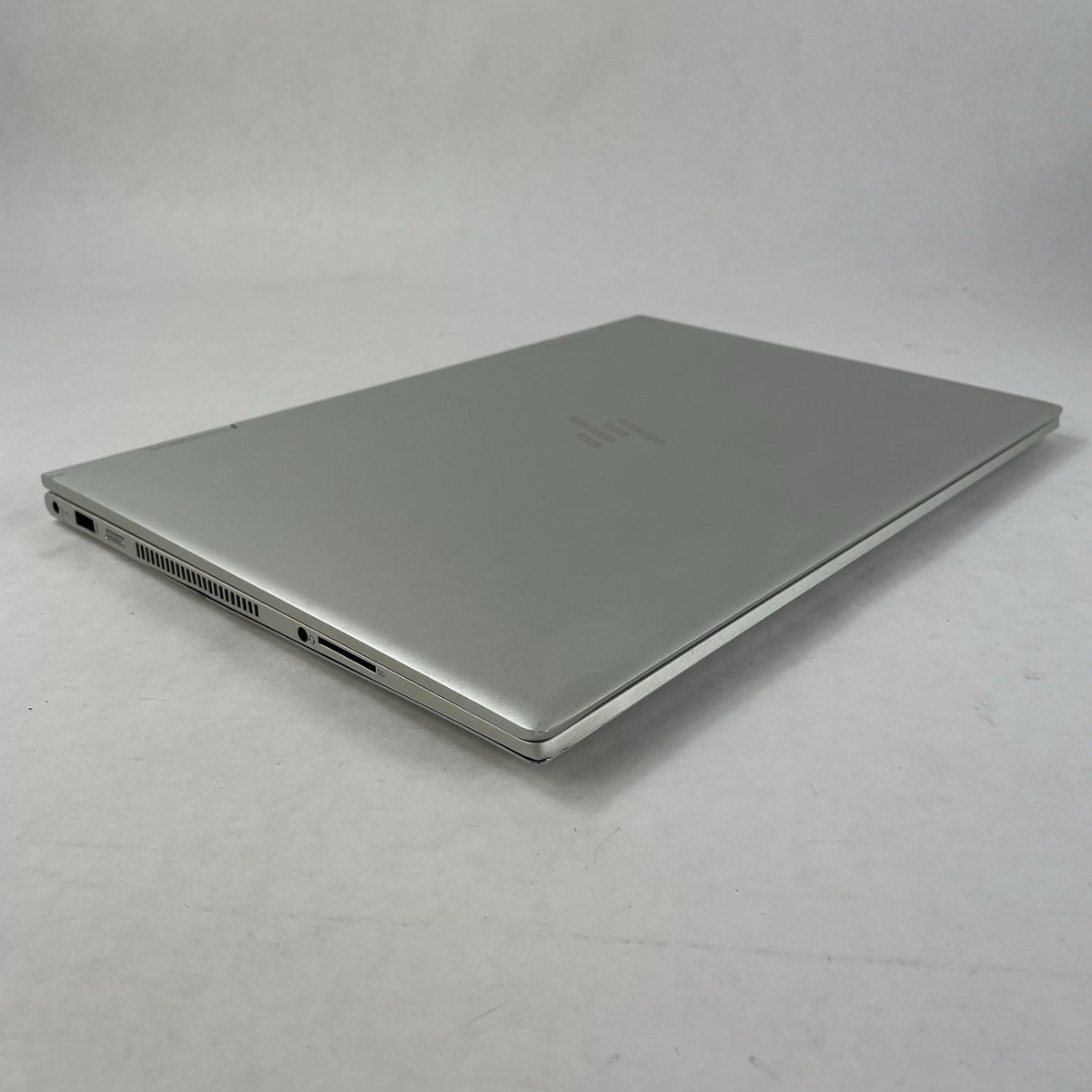 HP Envy x360 15.6" i7-8565U 1.80 GHz 8 GB RAM No SSD/OS/AC - READ11