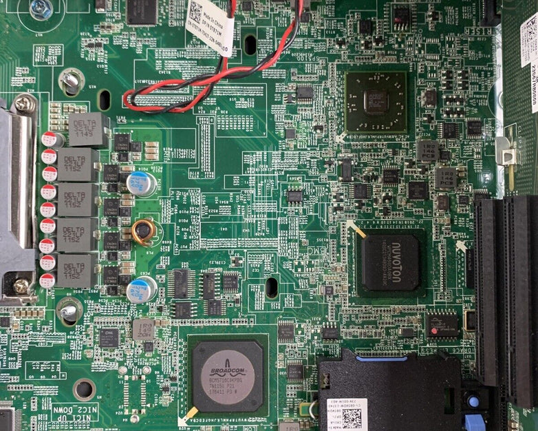 Dell PowerEdge R515 Server 1x AMD Opteron 4122 2.2 GHz 32 GB RAM No HDD No OS
