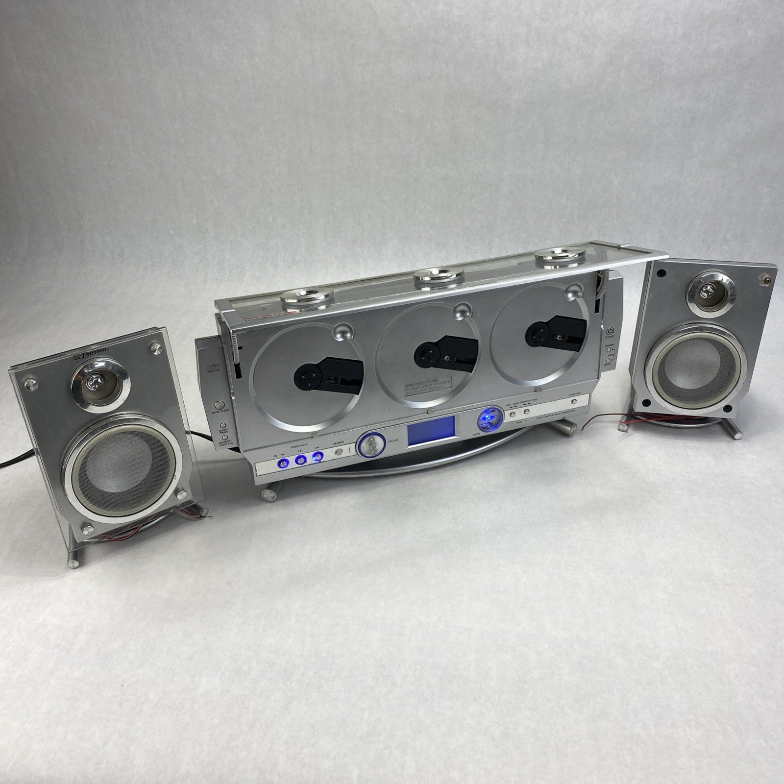 Emerson MS3108 3 CD Changer AM/FM Radio With Speakers - For Parts or Repair1