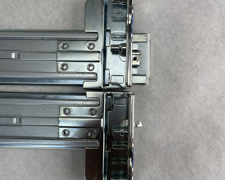 Dell PowerEdge 2U Server Sliding Rail Kit 061KCY 0FYK4G L & R