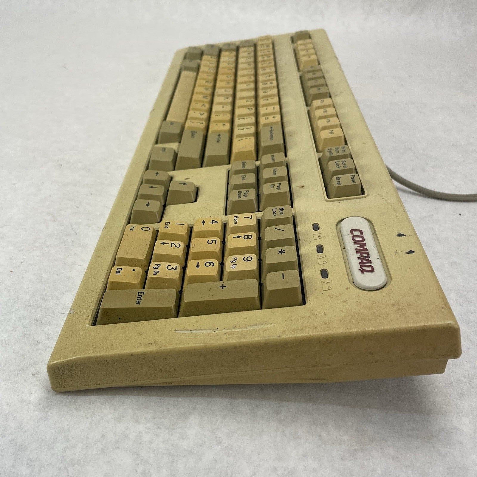 Compaq Enhanced III Vintage Keyboard Yellowed Tested2