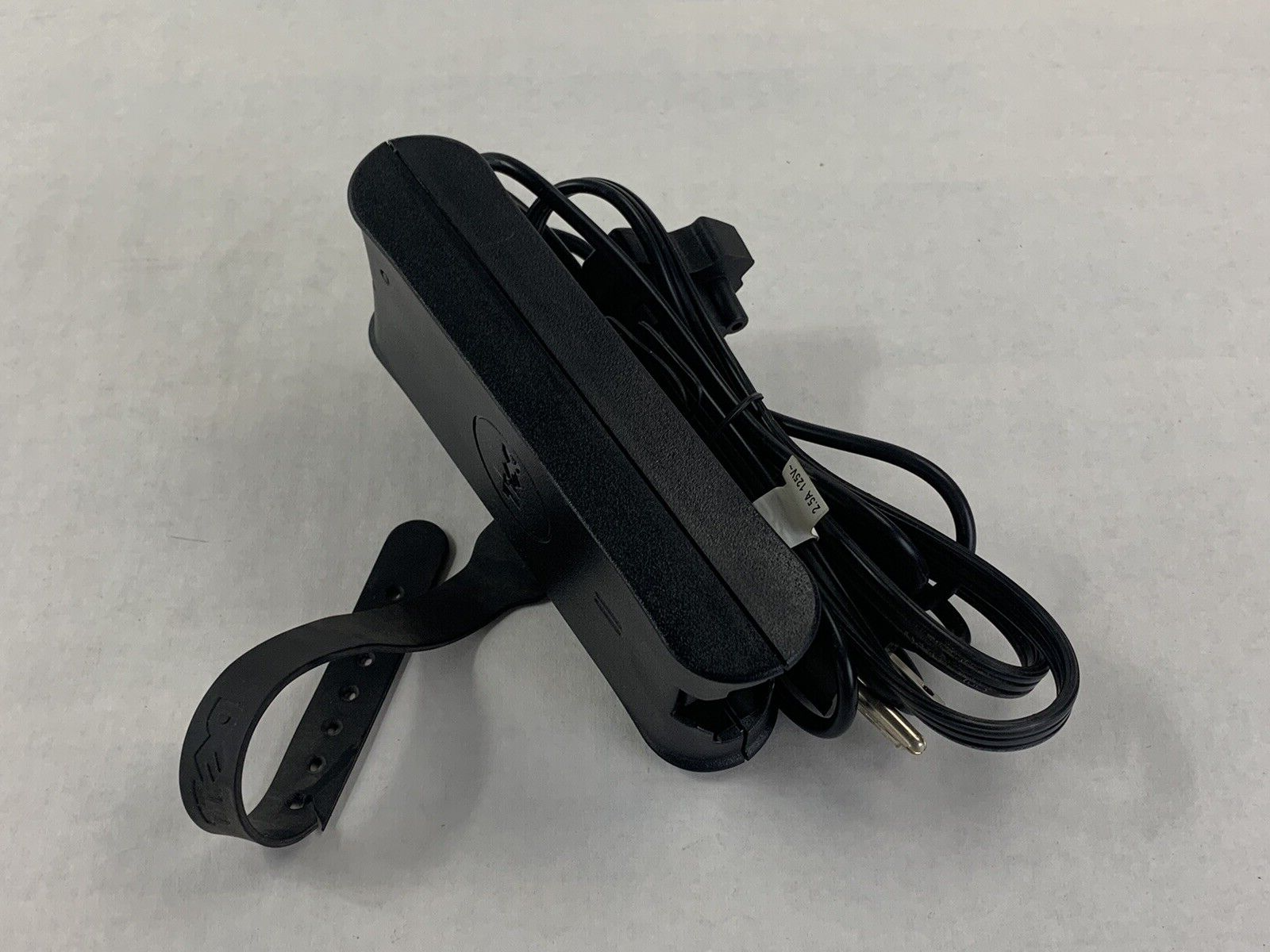 Dell AC AC/DC Adapter UU572 19.5V PA-10