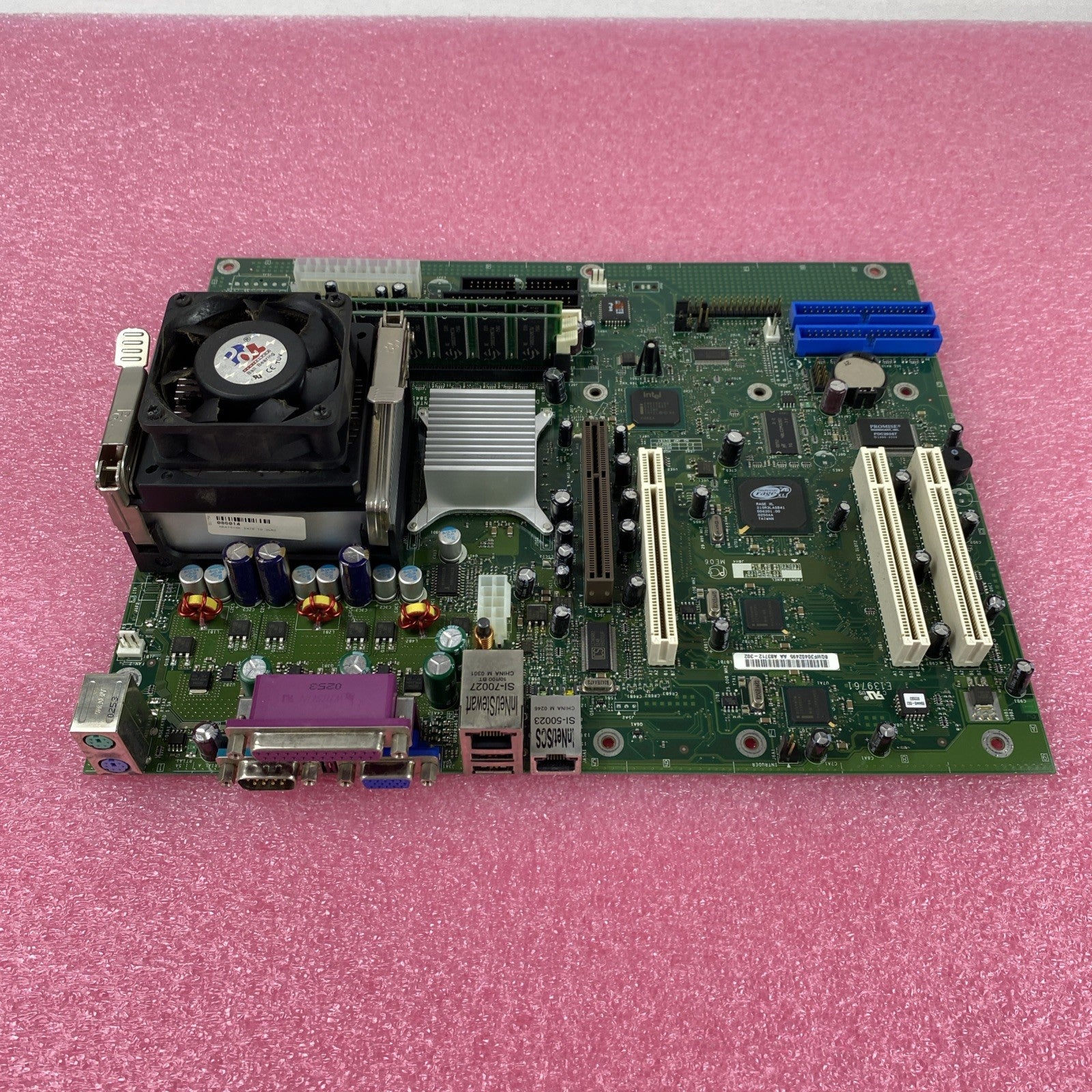 Intel S845WD1-E Motherboard Intel Pentium 4 2.53 GHz 1 GB RAM w/Shield