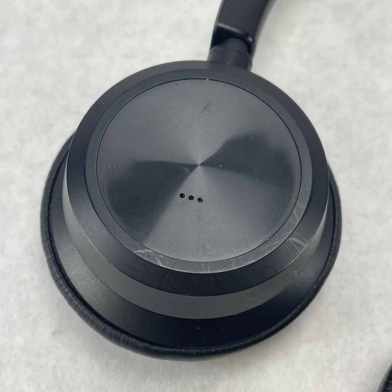 Poly Voyager Focus 2 Noise Cancelling On-Ear Headset No Power Cord Or Stand2