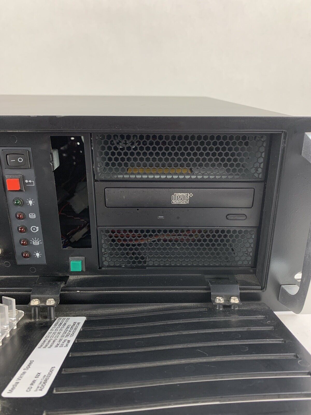 American Dynamics DV16000 Intellex D865GBF Pentium 4 2.8GHz 512Mhz Ram NO HDD/OS