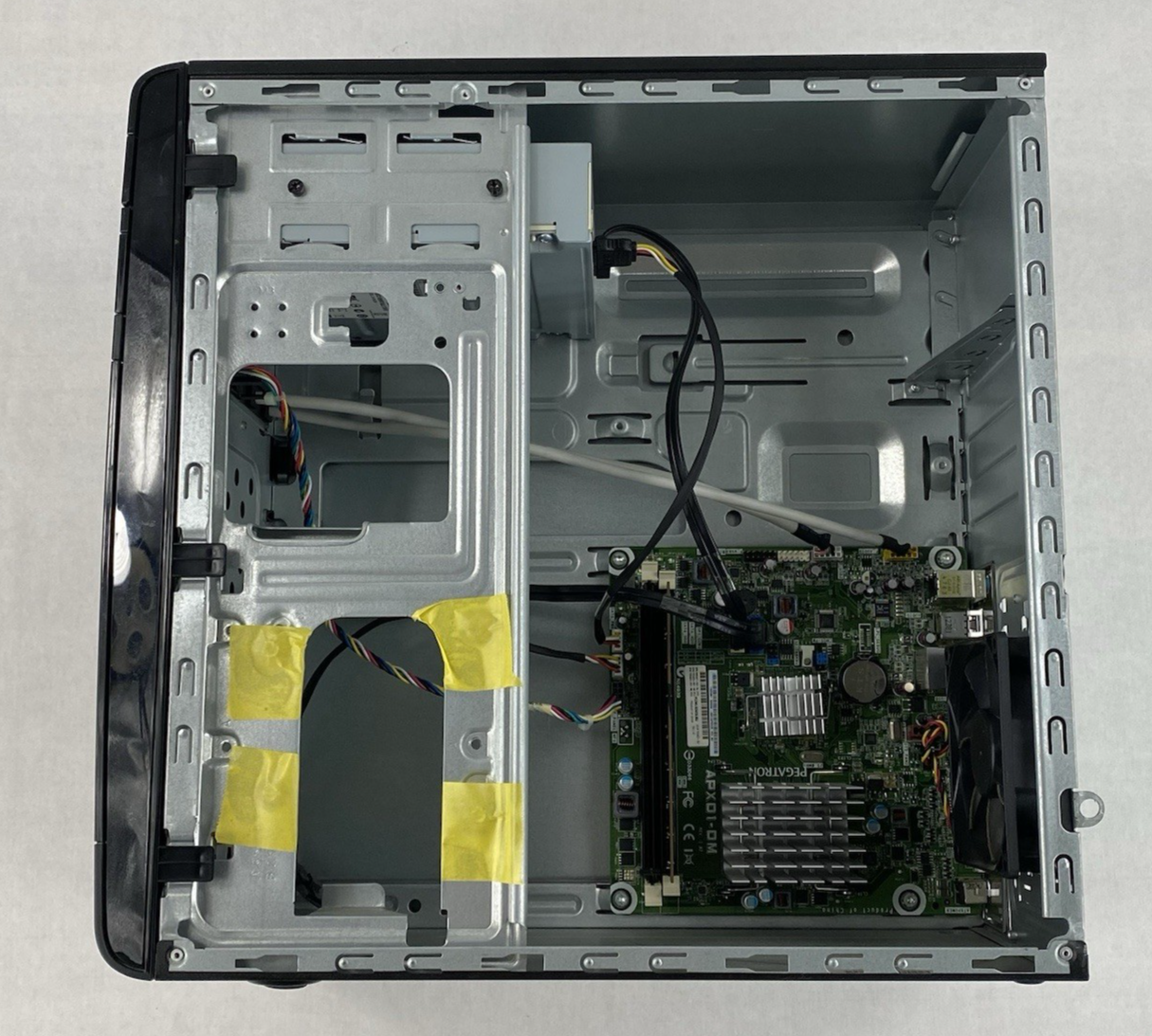 HP P2-1334 MT AMD E1-1200 1.40GHz 4GB RAM No AC Adapter No HDD No OS