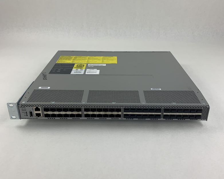 Cisco DS-C9148S-K9 MDS 9148S 16G Multilayer Fabric Switch Tested 2x Power Supply