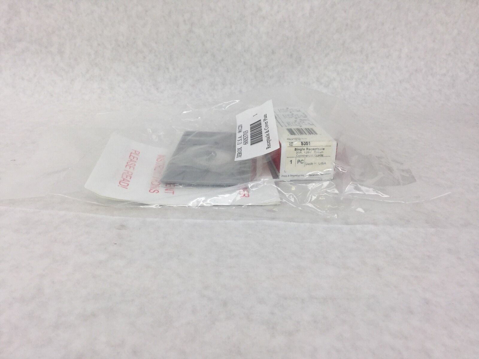 XEROX 600S3703 Receptacle & Cover Plate New