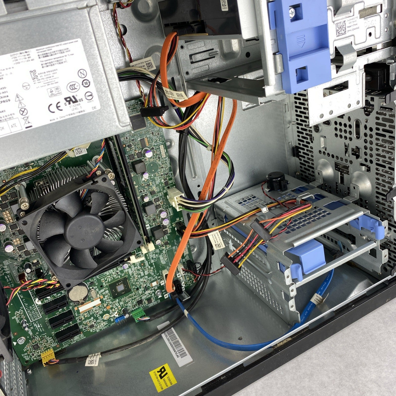 Dell OptiPlex 3020 MT Intel Quad Core i5-4570 3.20GHz 4GB RAM DVDRW No HDD OS