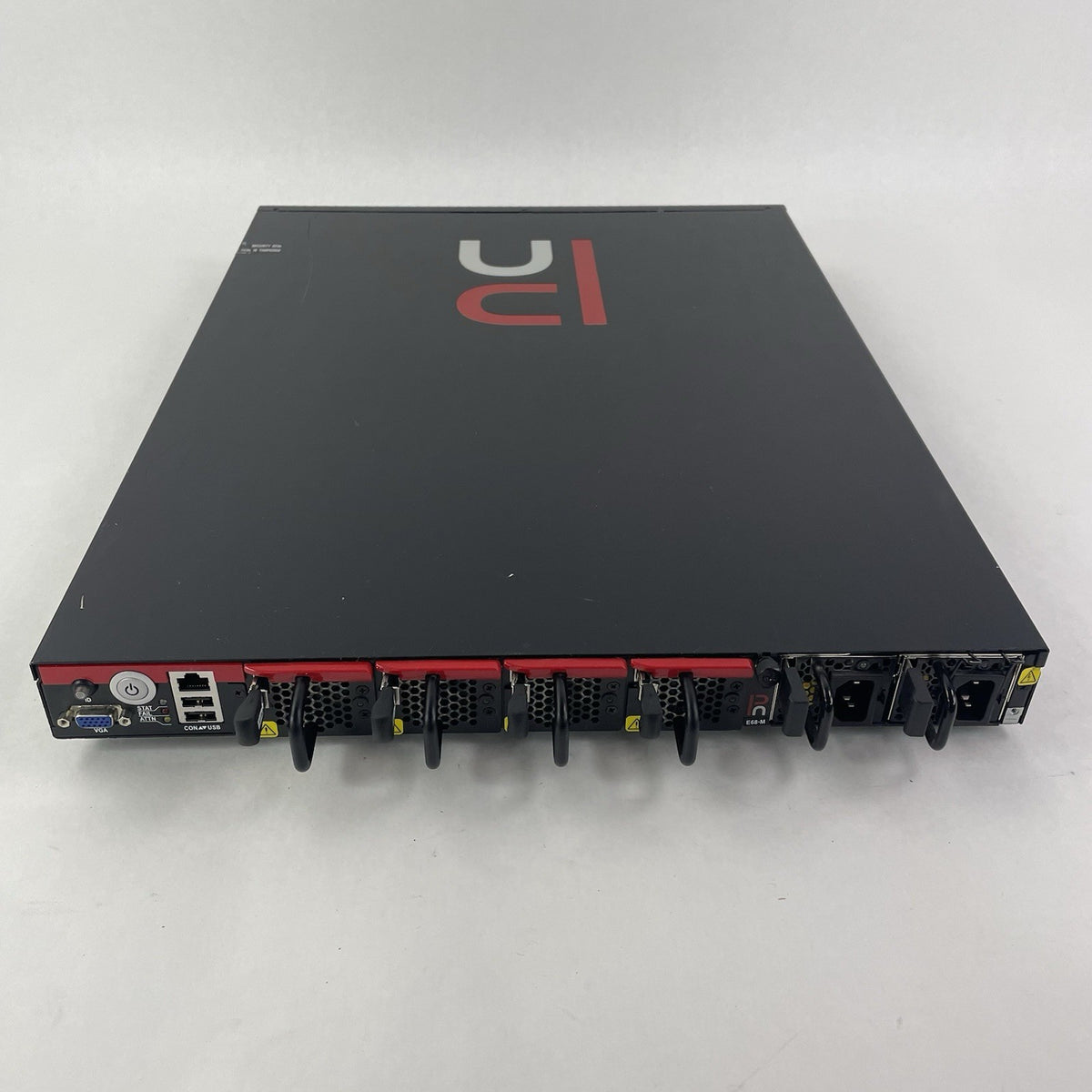Pluribus Networks E68 Server Switch E3-1265Lv2 2.5GHz 16GB Ram No OS No HDD7