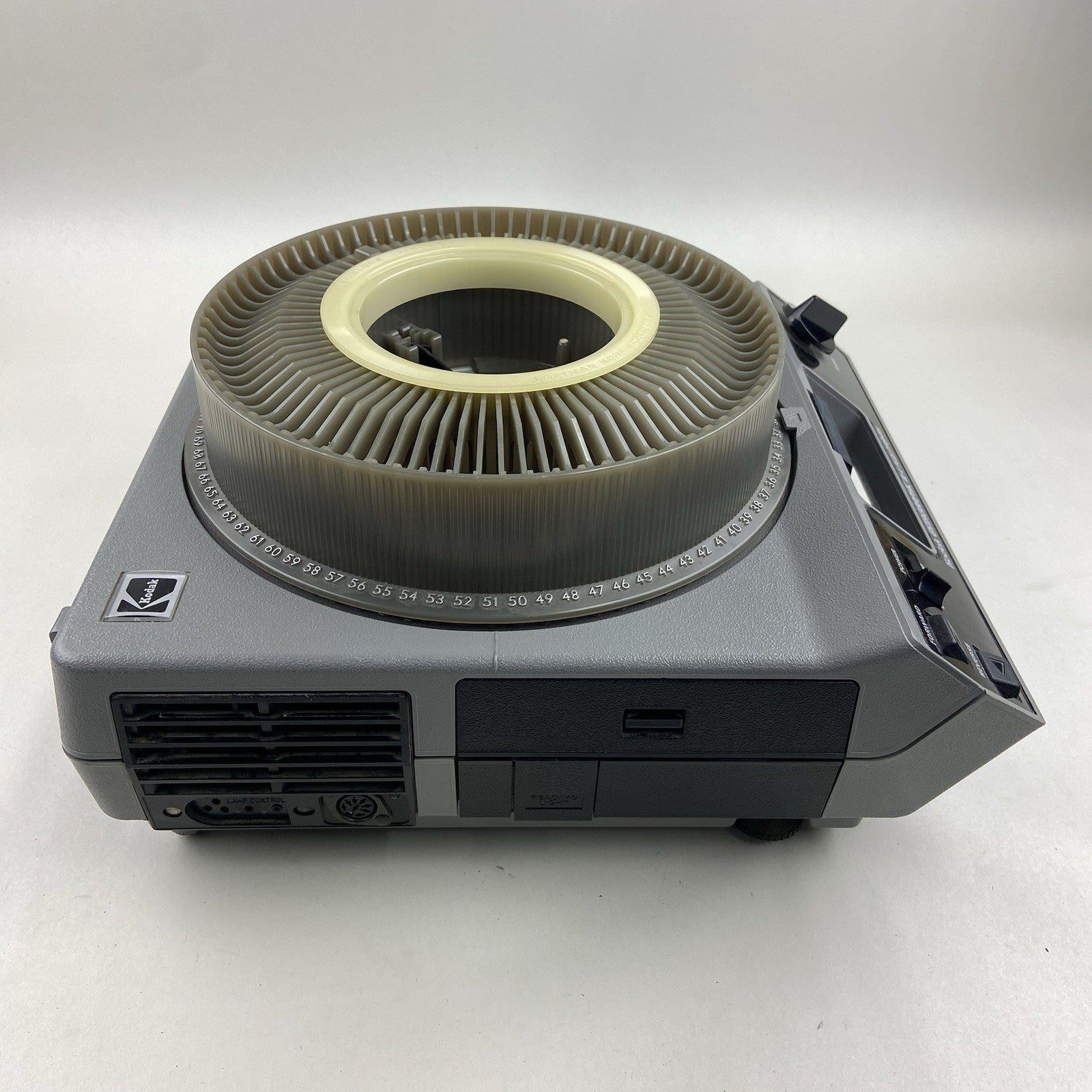 Vintage Kodak Ektagraphic III AM Slide Projector8