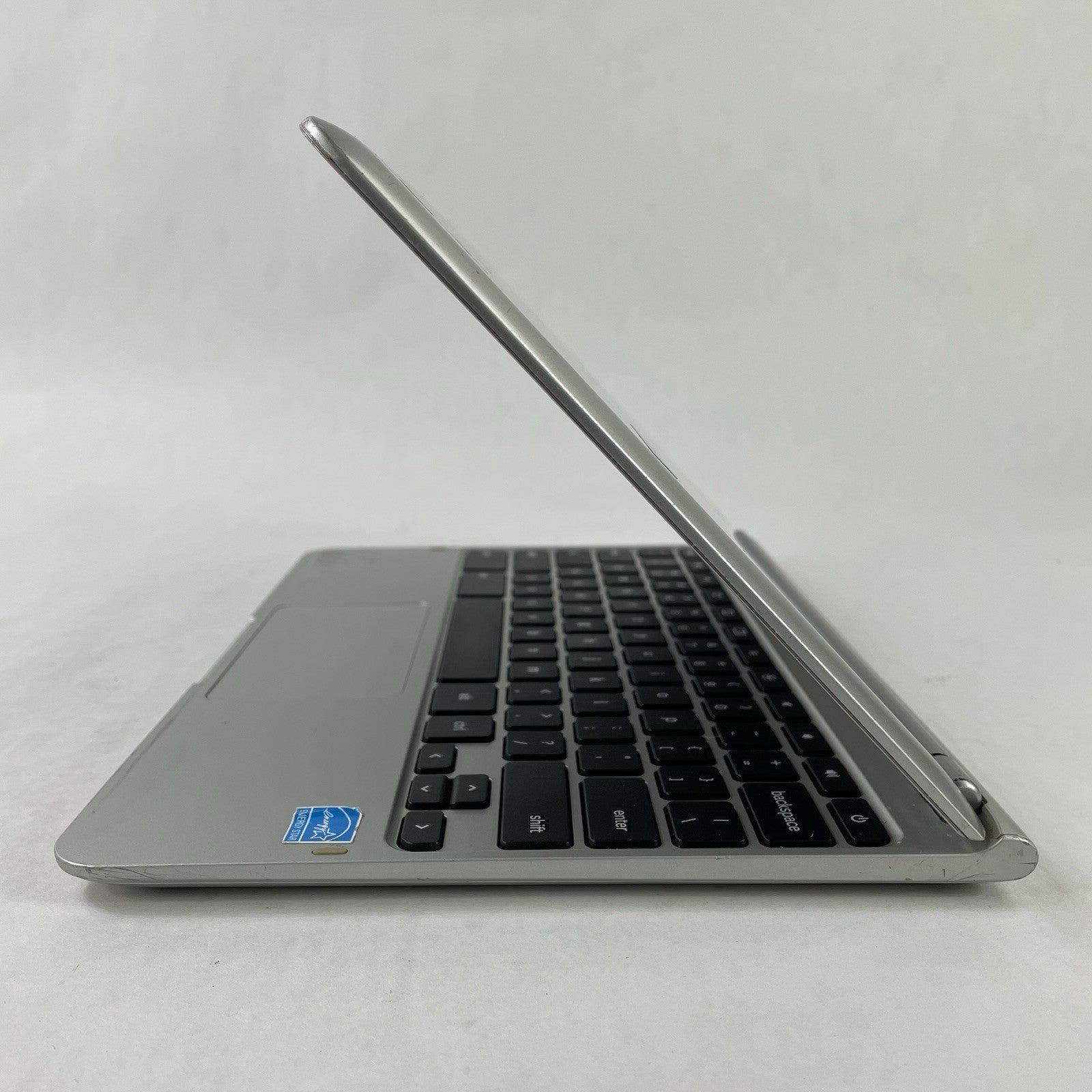 Samsung XE303C12 11.6" ARM V7 rev4 2 GB RAM 16 GB Storage No AC6