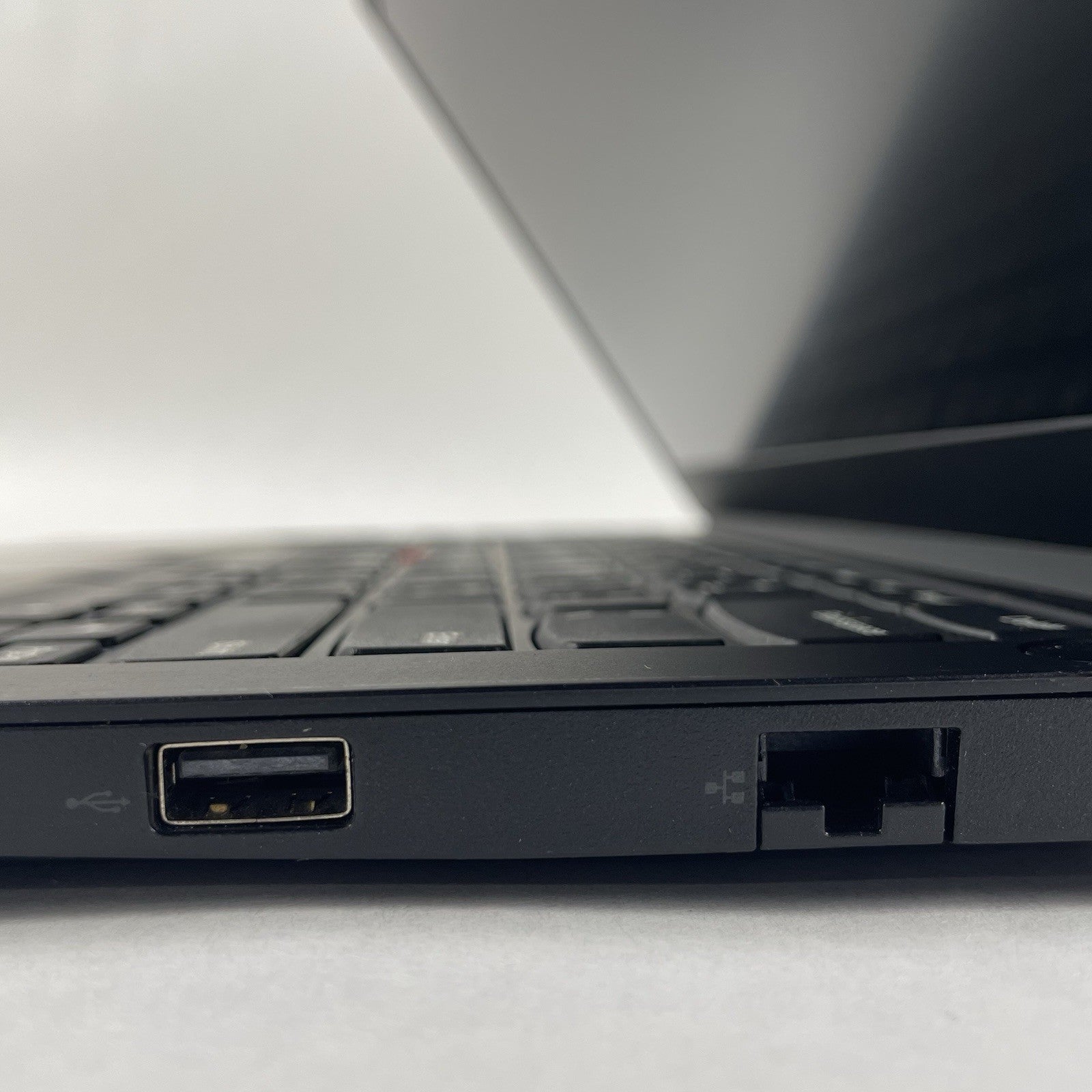 Lenovo ThinkPad E14 Gen3 14" Ryzen 5 5500U 2.1GHz 8GB RAM No SSD/OS/AC/Bat READ4
