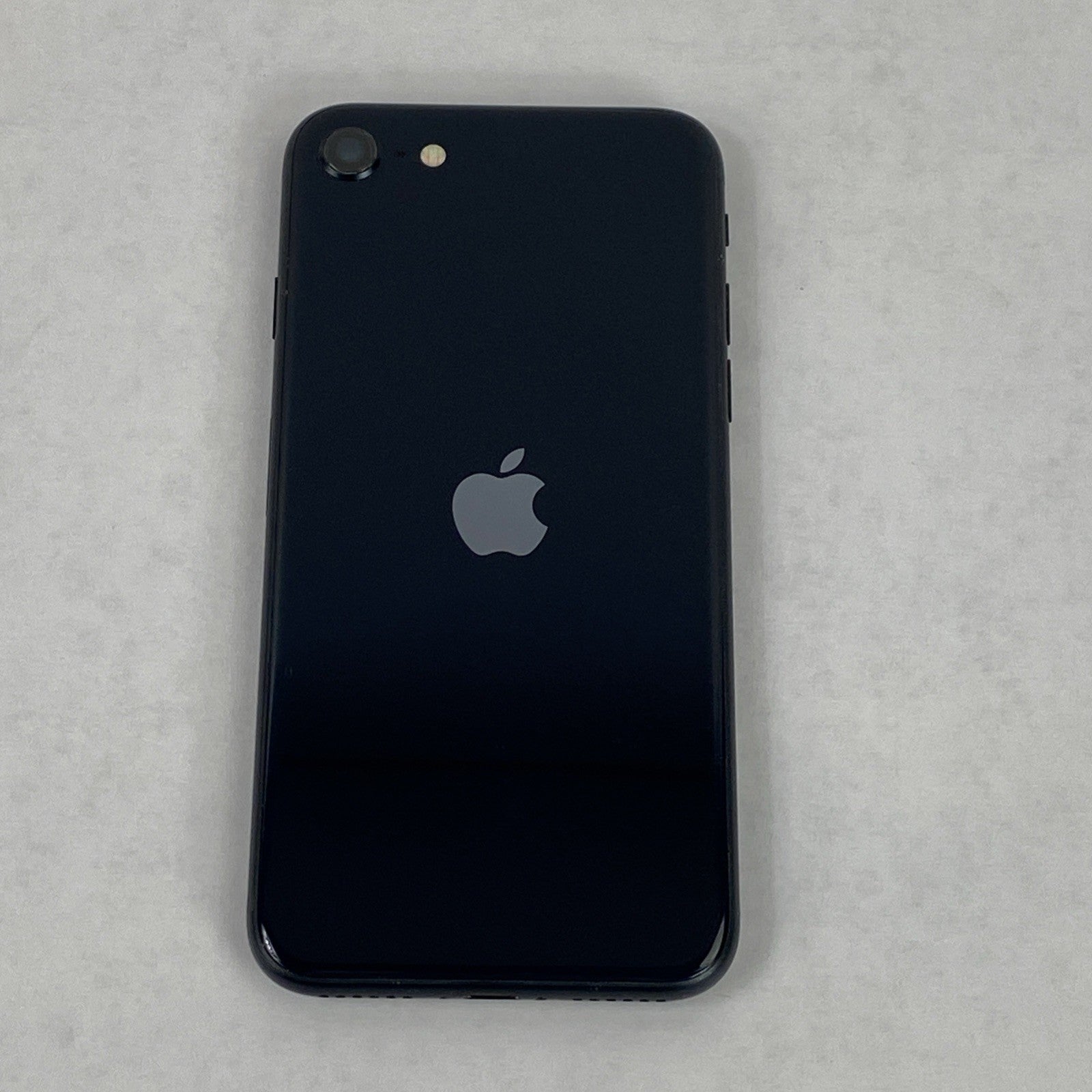Apple iPhone SE 3 A2595 64GB T-Mobile 4.7" Midnight IOS 26.0.112
