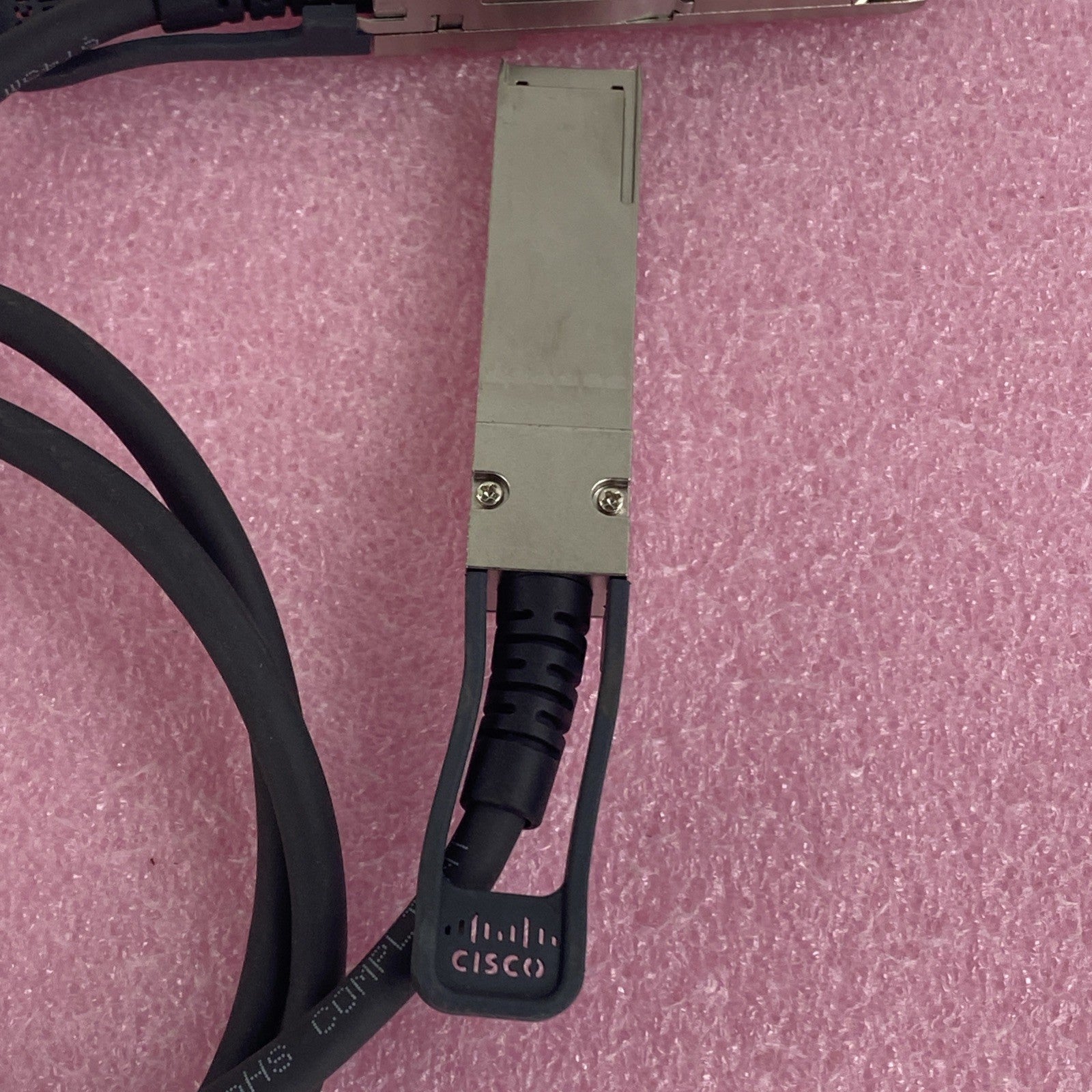Cisco MA-CBL-40G-1M 600-22130-A Stacking Cable Lot of 35