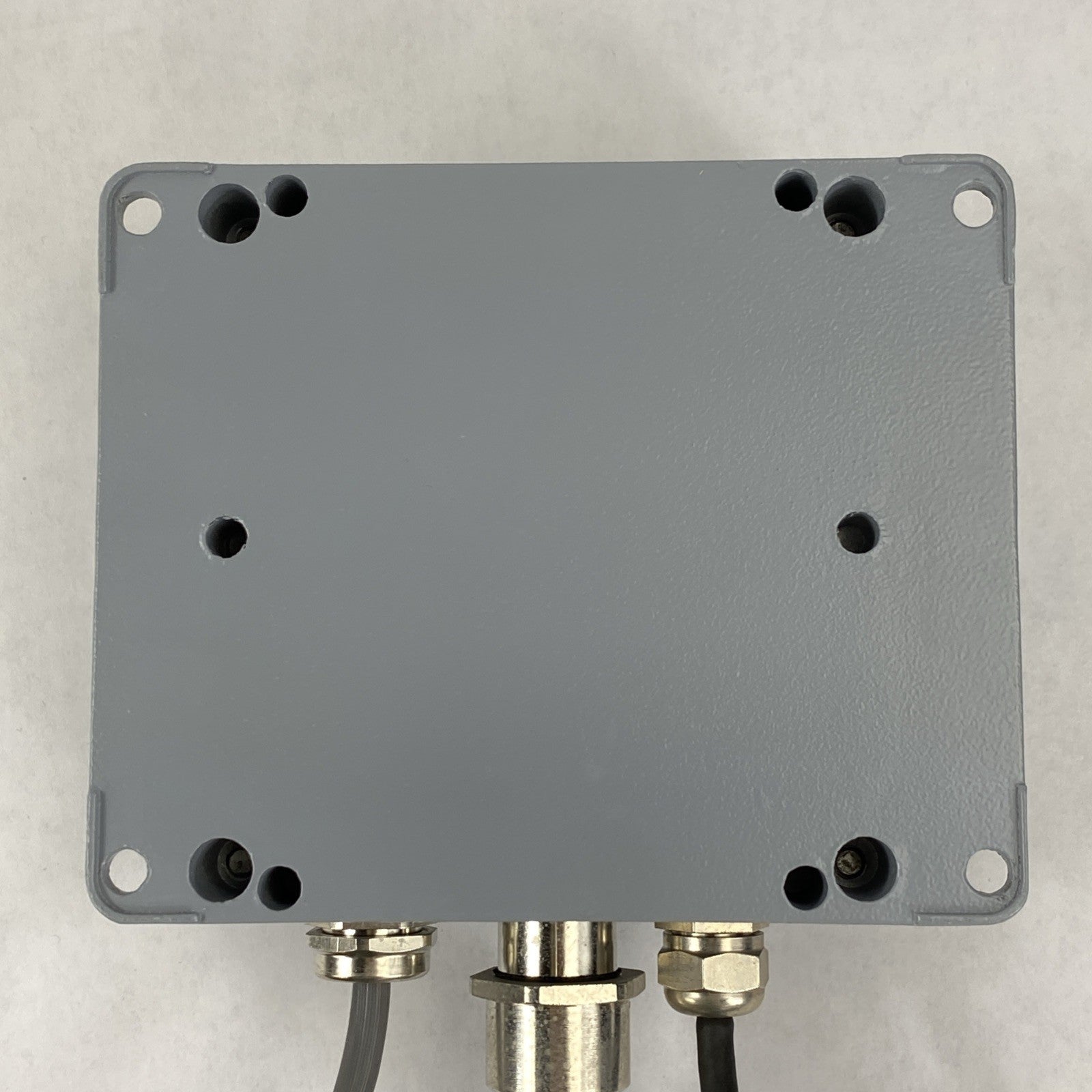 Vaisala HMP233 Humidity and Temperature Transmitter D2A1A2AA32A2B1A w/ Probe8