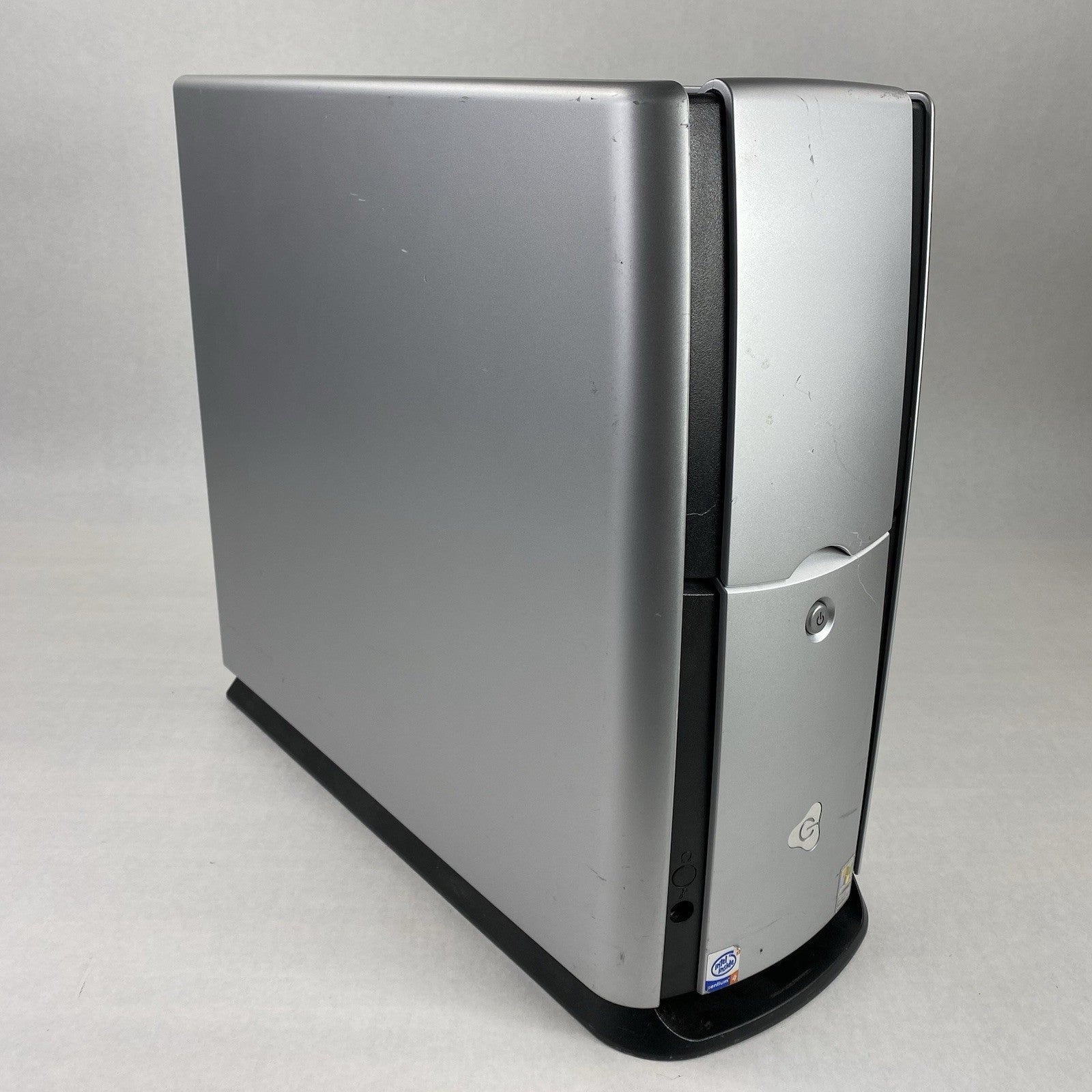 Gateway E-4100 MT Pentium 4 2.40GHz 512MB RAM No HDD No OS