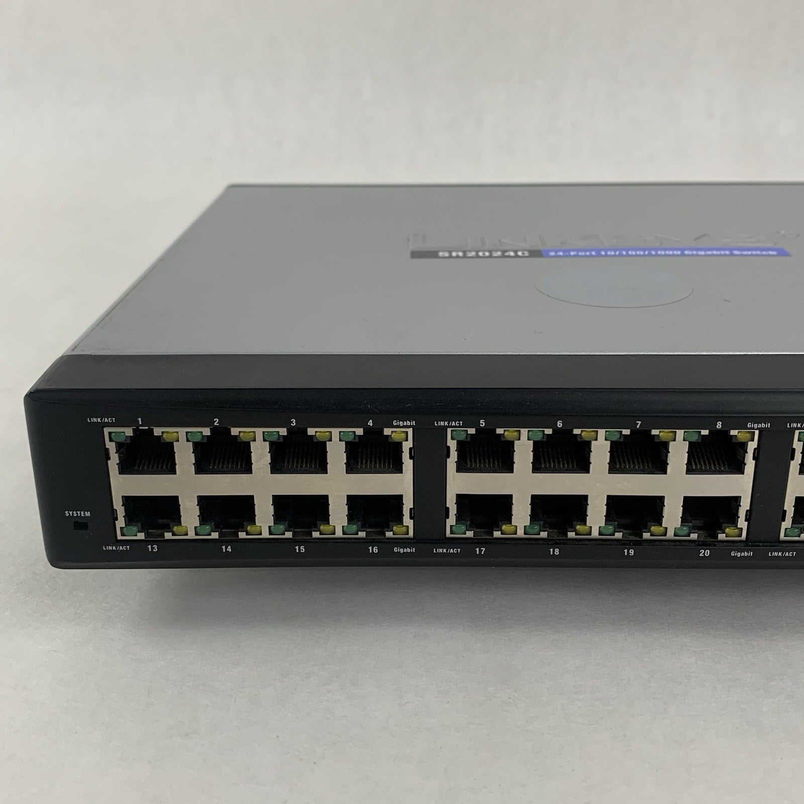 Cisco Linksys SR2024C Compact 10/100/1000 Gigabit Switch Tested and Reset2
