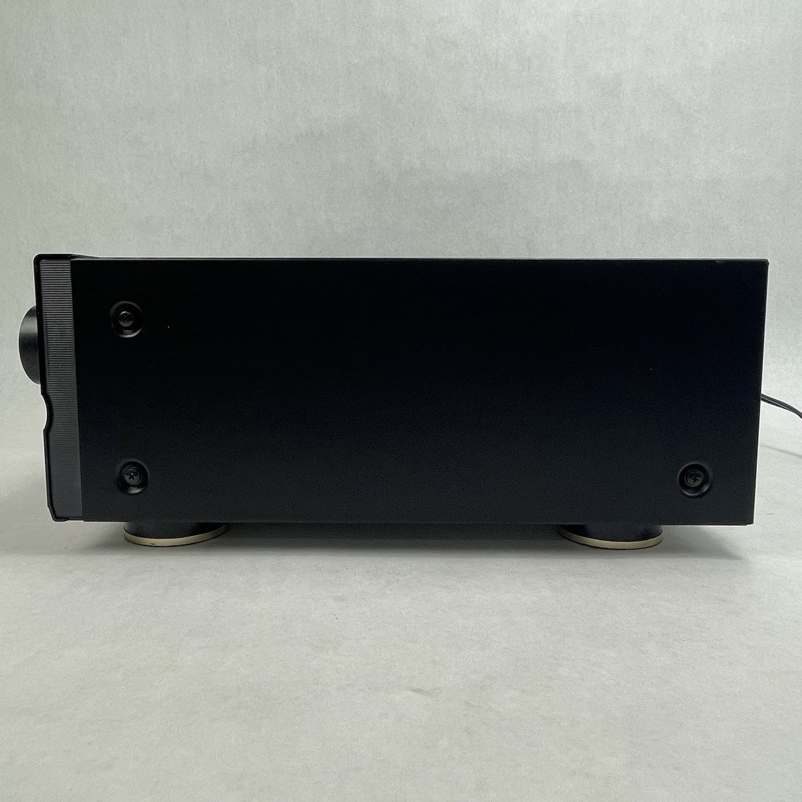 Denon AVR-150 Receiver Precision Audio Component/AV Surround  No Remote