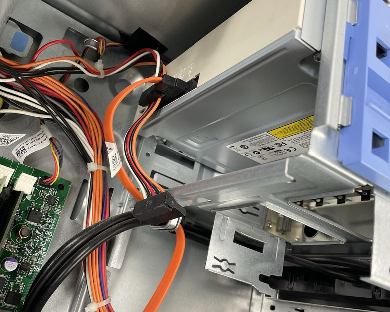 Dell Optiplex 3010 MT i5-3470 3.20 GHz 8 GB RAM DVD-RW No HDD No OS