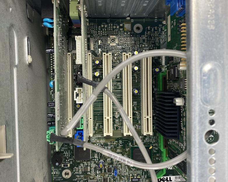 Dell Dimension 4100 MT Pentium III 733MHz 128MB RAM No HDD No OS