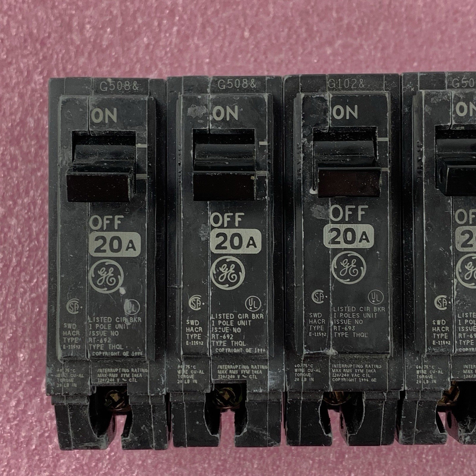 GE RT-692 THQB120 Circuit Breaker 1 Pole 20 Amp Untested Lot of 6x2