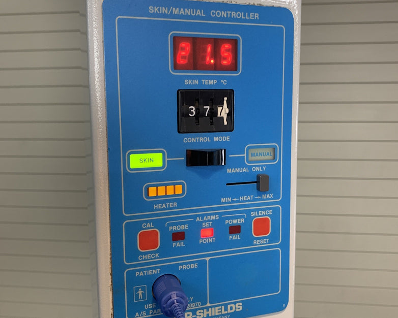Air-Shields PM78-1 Infant Intensive Care System Powers and Heats