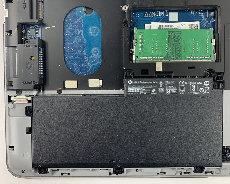 HP Probook 640 G3 14" i5-7200U 2.5 GHz 8 GB Ram No OS No HDD No AC