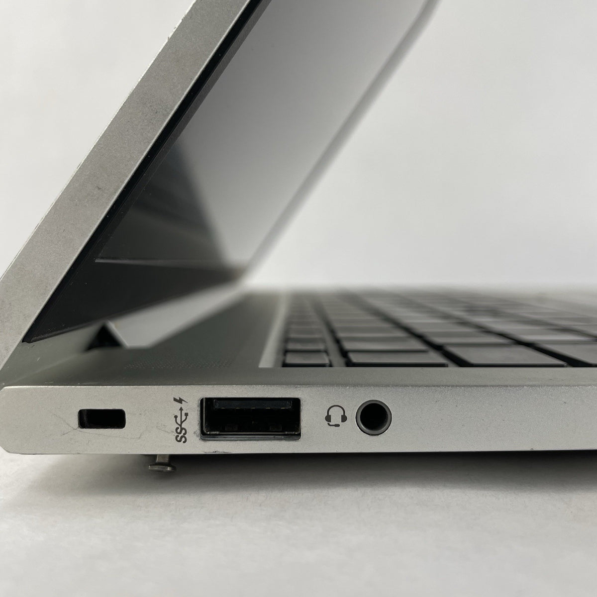 HP EliteBook 850 G8 15.6" i7-1185G7 3.00 GHz 16 GB RAM No SSD/OS/AC6