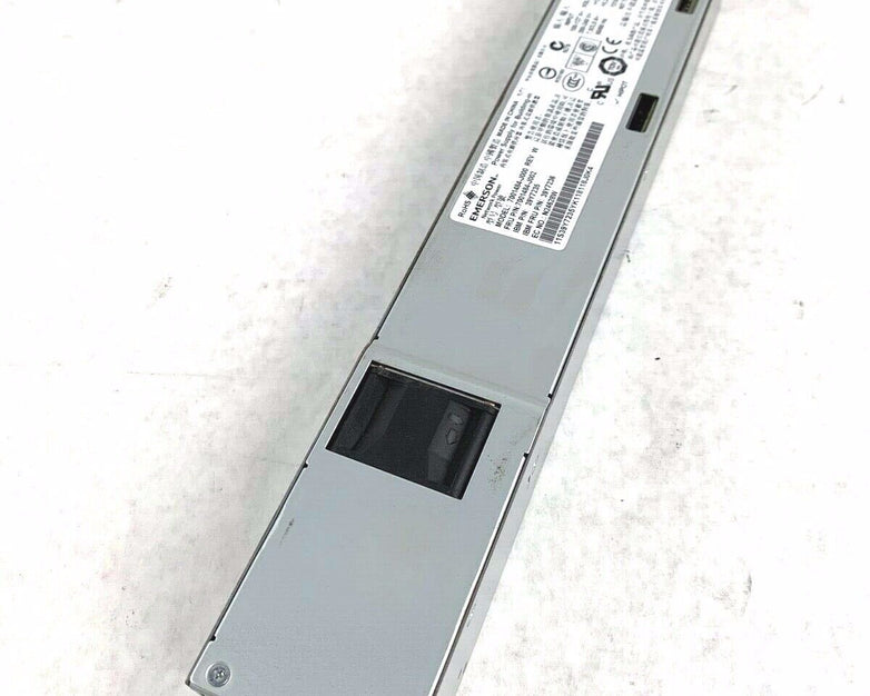 IBM 675W EMERSON Power Supply 7001484-J000 for X3550/X3650 M3 P/N 39Y7226
