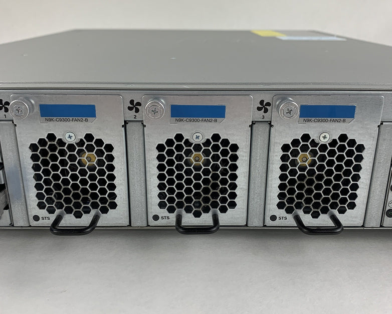 Cisco Nexus  N9K-C9396PX 48 Port 10 Gigabit SFP+ Switch 1x N9K-M12PQ Tested