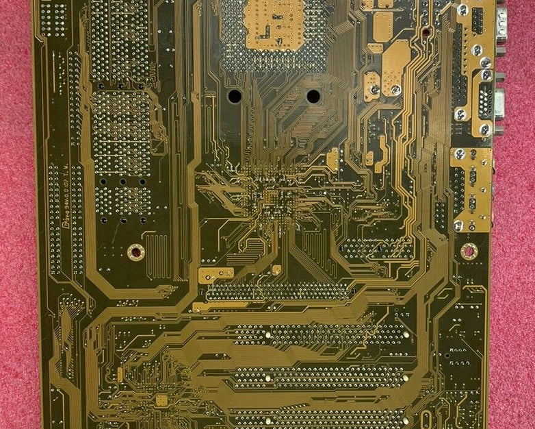 VIA VT 8363-686A Motherboard AMD Duron 800MHz 256MB RAM w/Shield