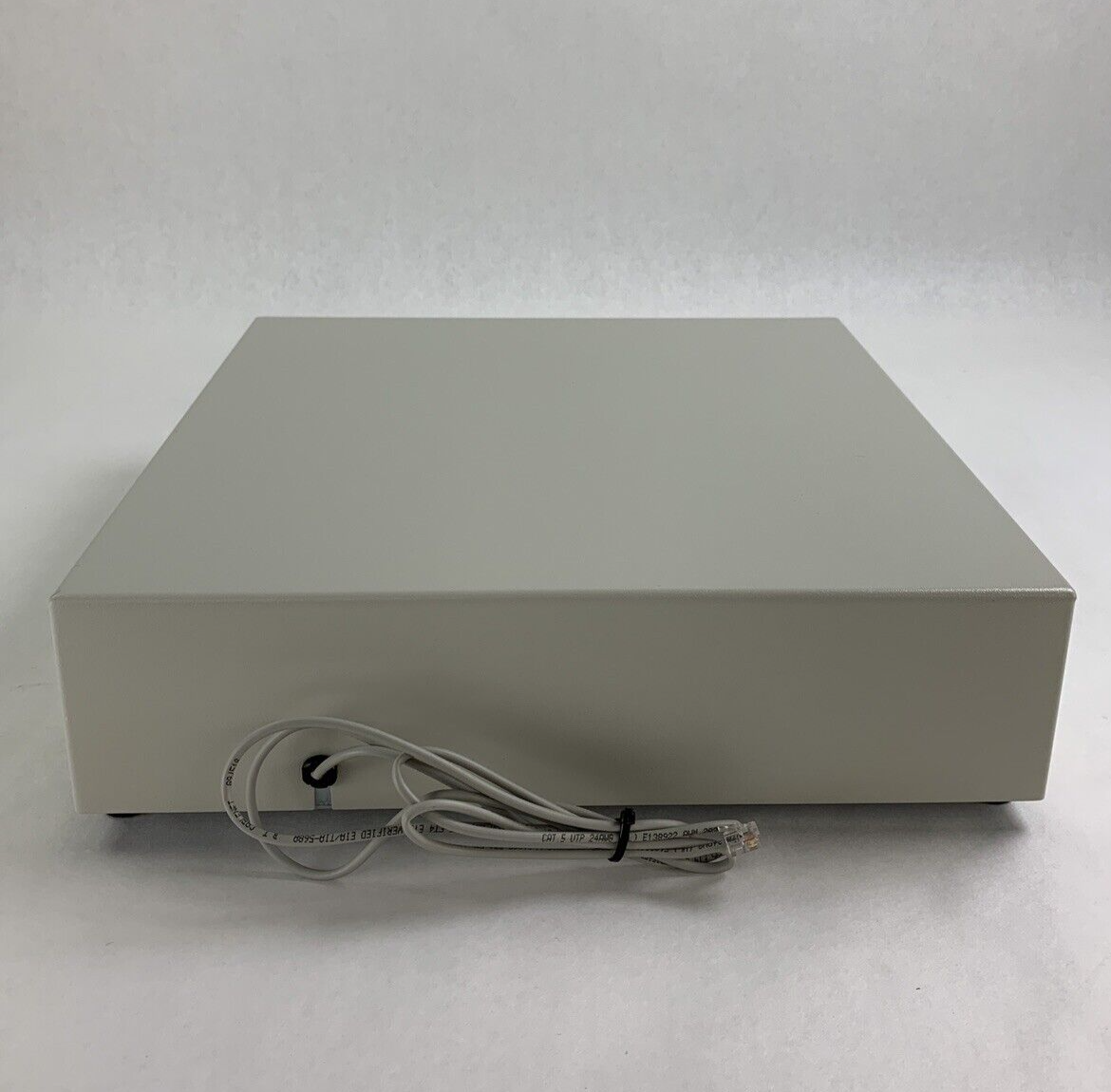 M-S Cash Drawer CF-MEDIA-WHITE  Corporation Electronic Cash Drawer No #010 Key