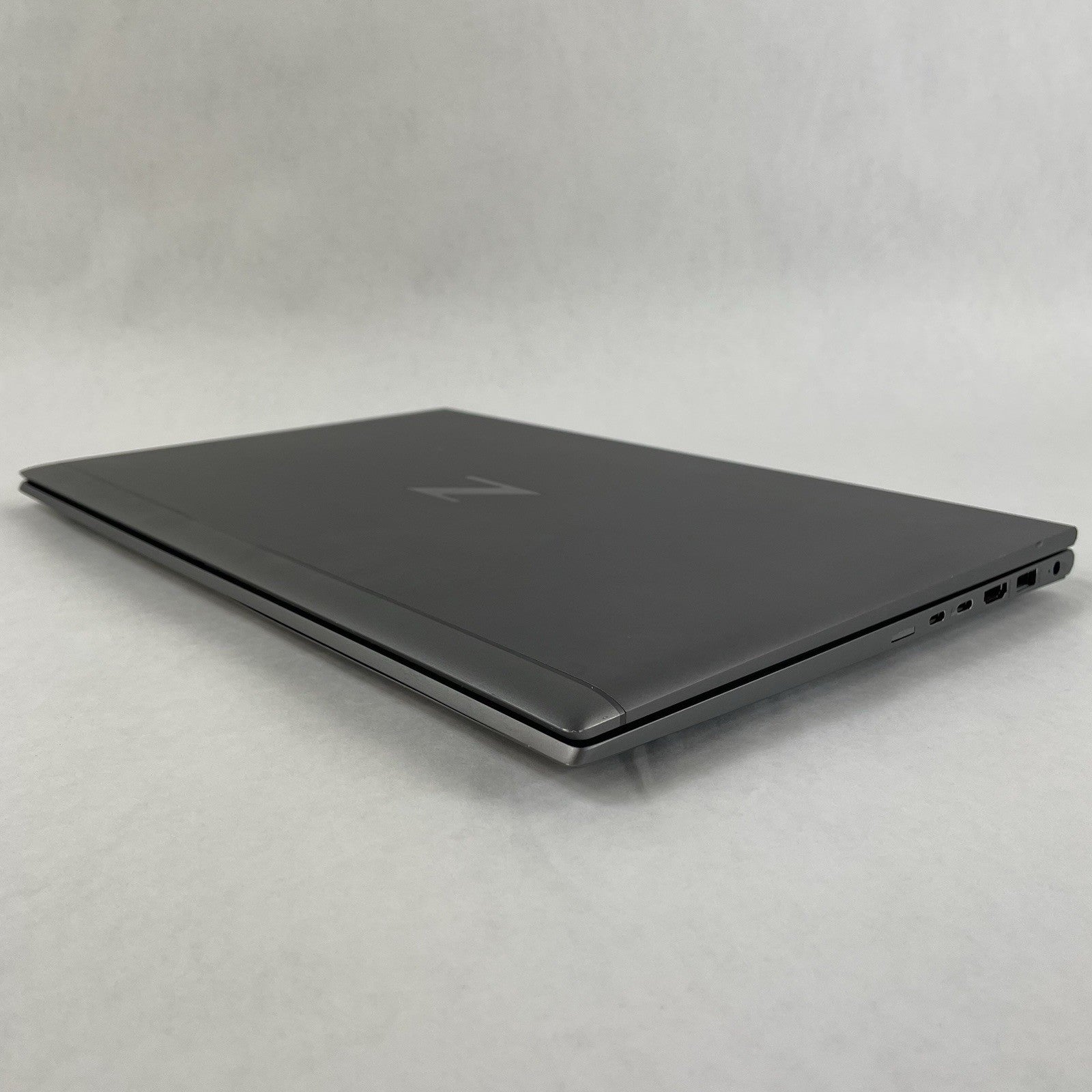 HP ZBook Firefly 15 G7 15.6" i7-10610U 1.80 GHz 8 GB RAM No SSD/OS/AC9