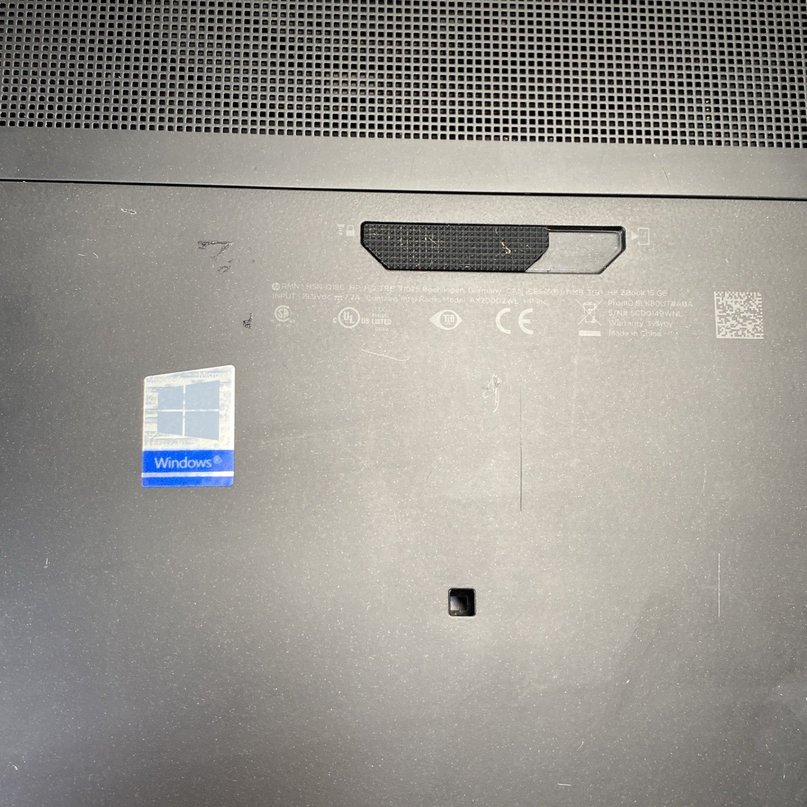 HP ZBook 15 G6 Intel Core i7-9750H 2.60 GHz 16 GB RAM 15.6" No HDD No OS