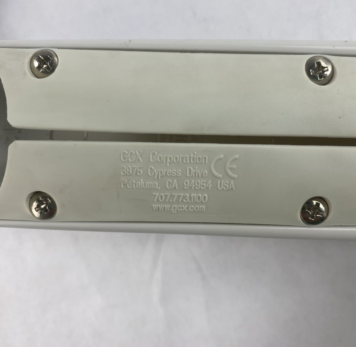 GCX WMM-0001-01B M-Series Tilt Pivot Arm Max Load 60Lb Tilt 30Lb6