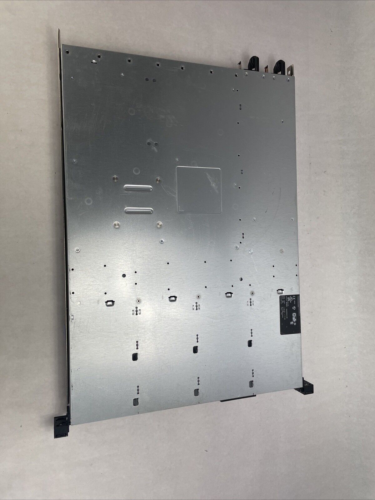 Dell PowerEdge R310 Server Intel Xeon X3450 2.67GHz 8GB RAM No HDD No OS