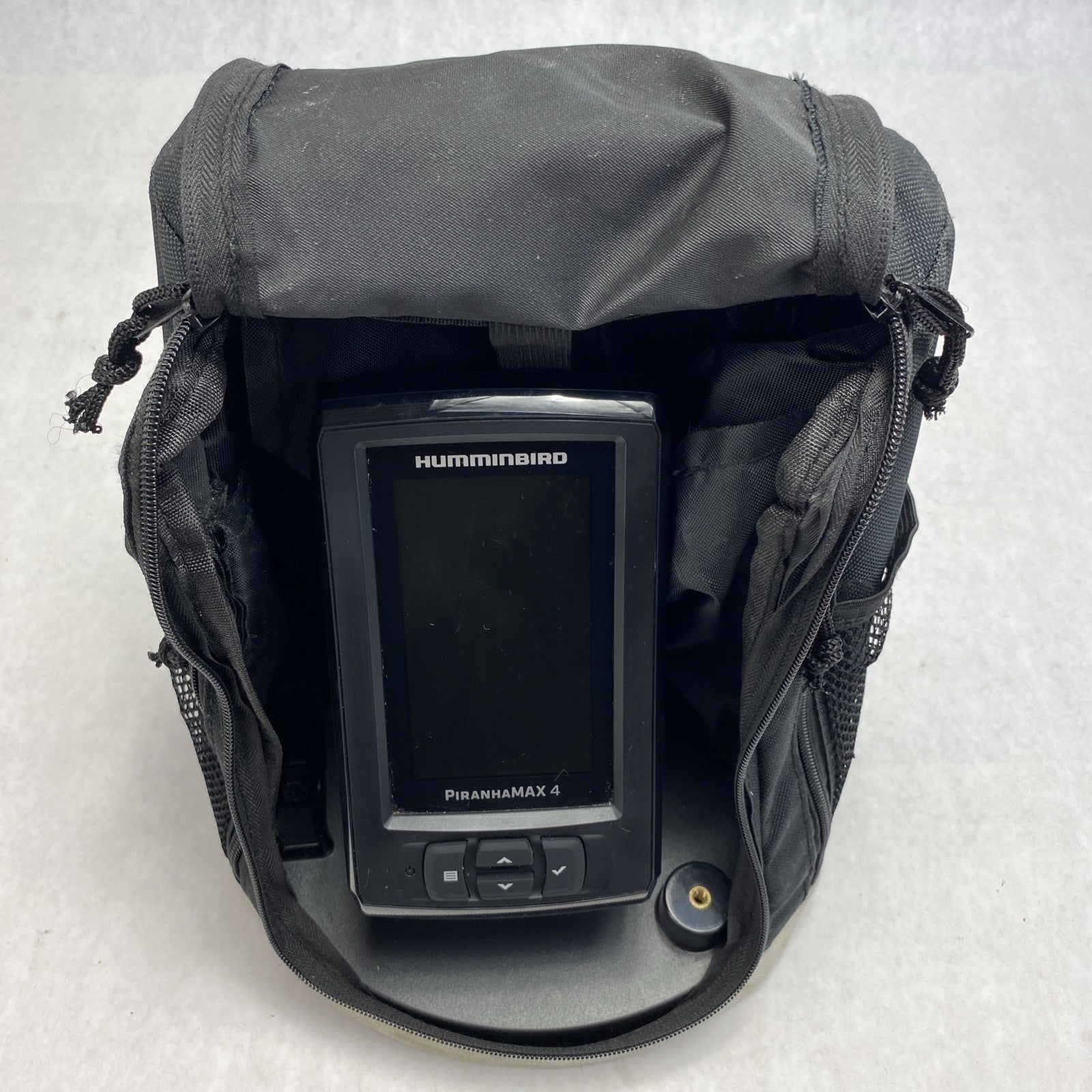 Hummingbird PiranahMAX4 PT Fish Finder With Case - Untested No Transducer1