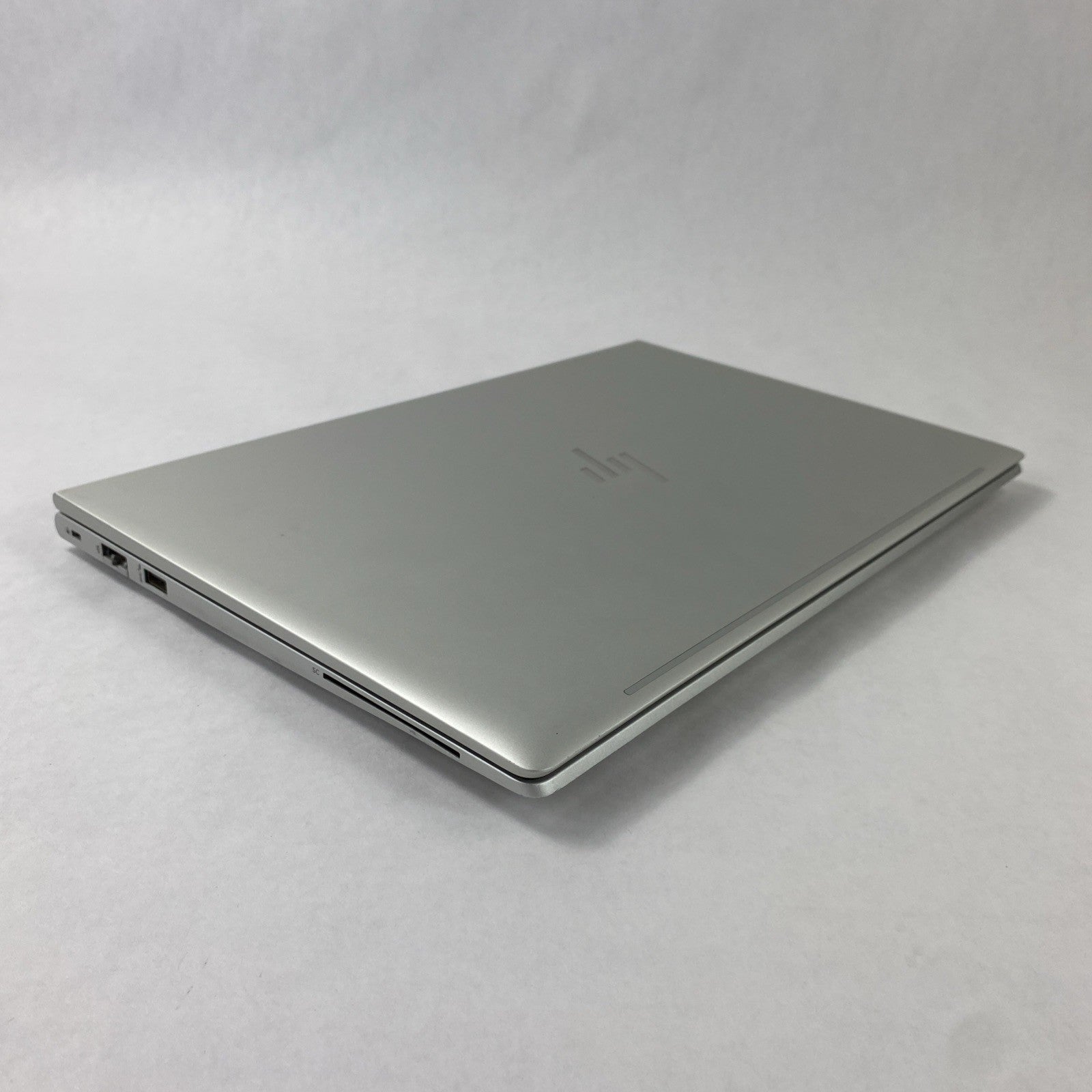 HP EliteBook 655 G9 AMD Ryzen 5 Pro 5675U 2.30 GHz 16 GB RAM 15.6" No HDD No OS