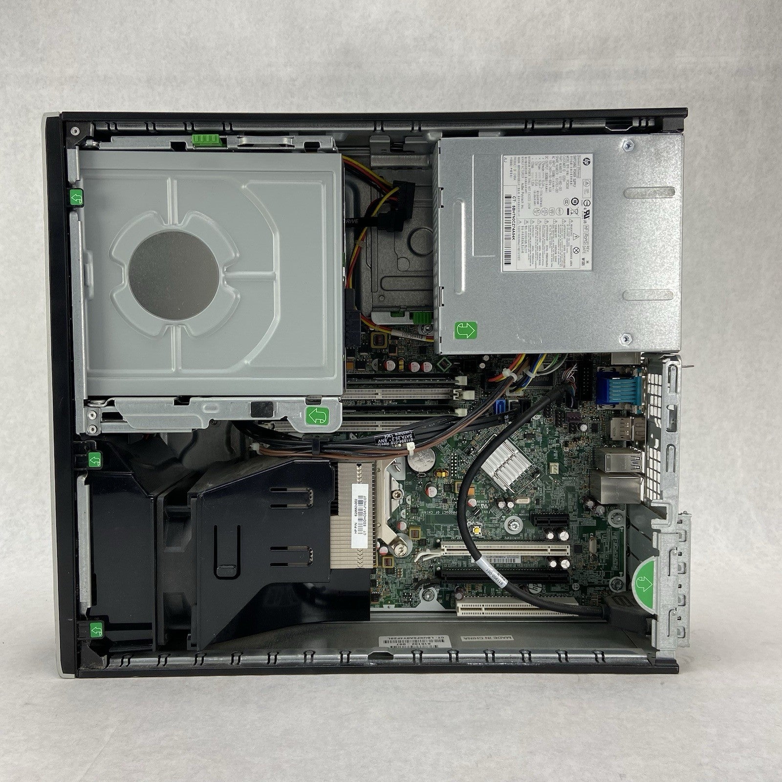 HP Compaq Elite 8300 SFF Intel Core i3-3220 3.3GHz 4GB RAM No HDD No OS9