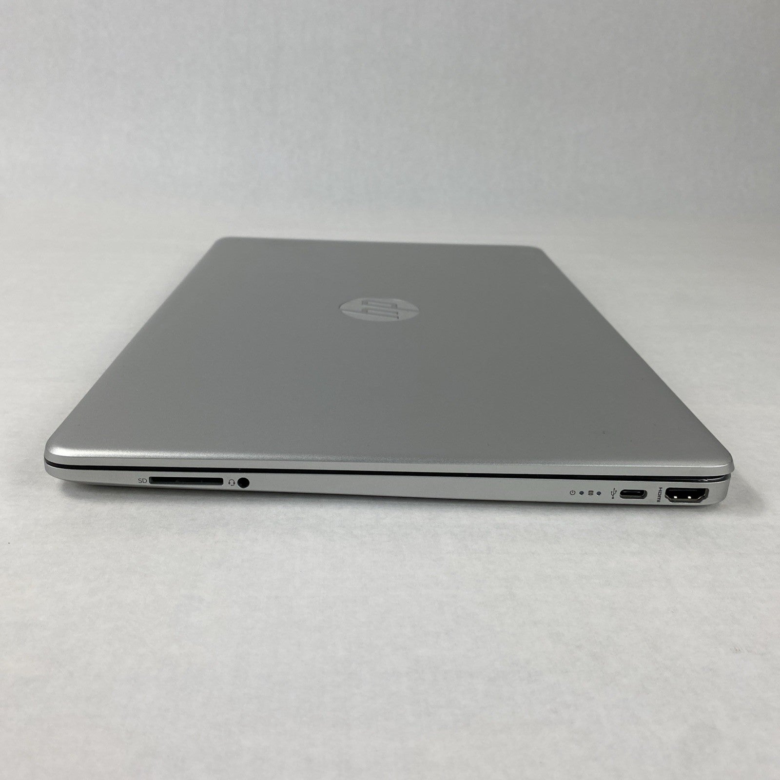 HP Laptop 15-dy1043dx 15.6" Touch i5-1035G1 1.00GHz 8GB RAM No Battery No HDD/OS