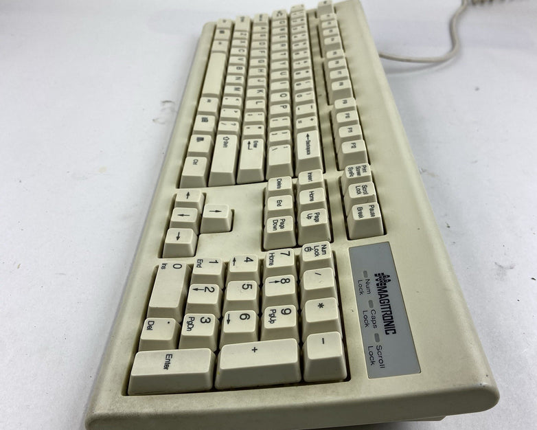 Dell AT101R PS/2 Keyboard Beige Vintage 5V 275 mA 26756