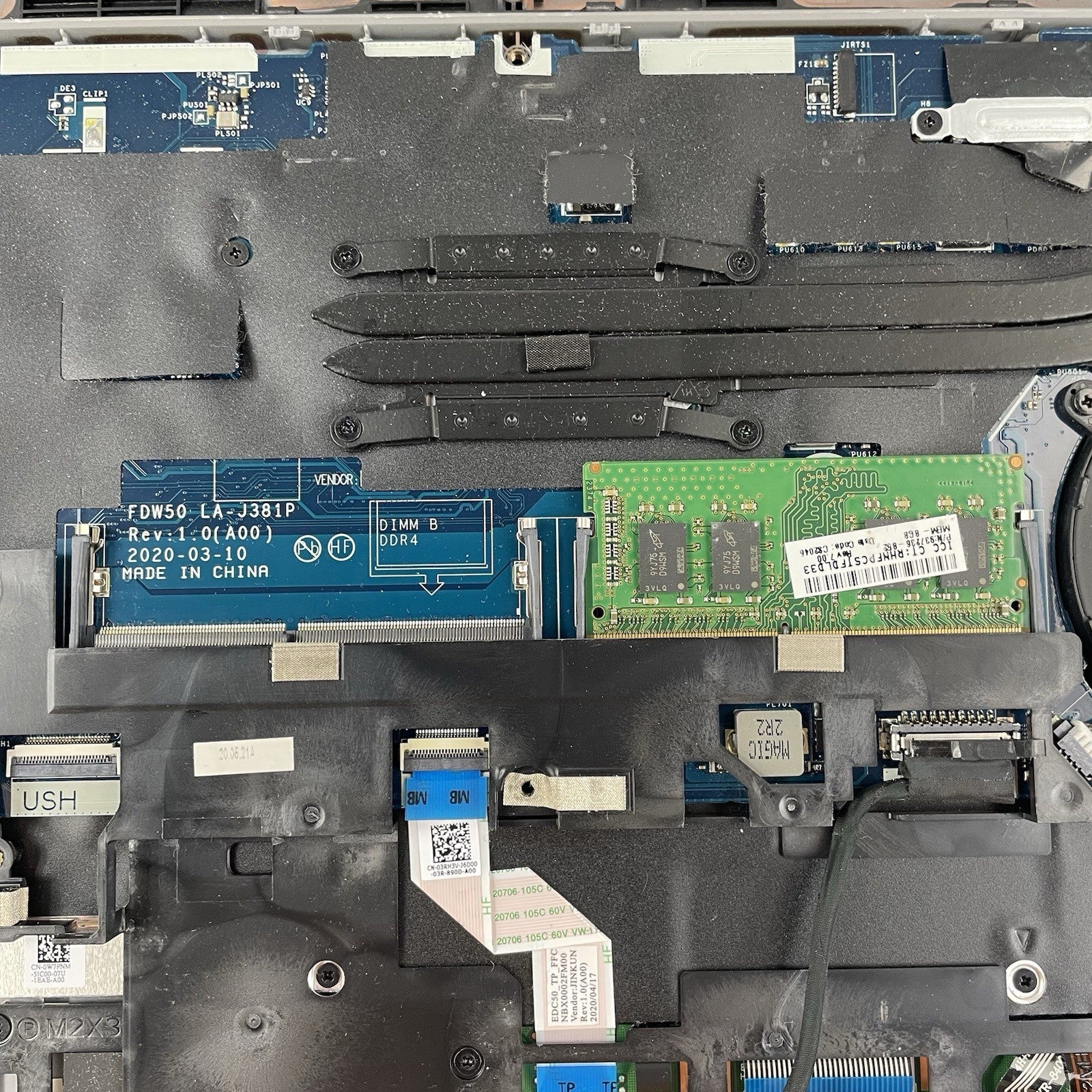 Dell Latitude 5510 15.6" i5-10210U 1.60 GHz 8 GB RAM No SSD/OS/AC/Batt - Worn20