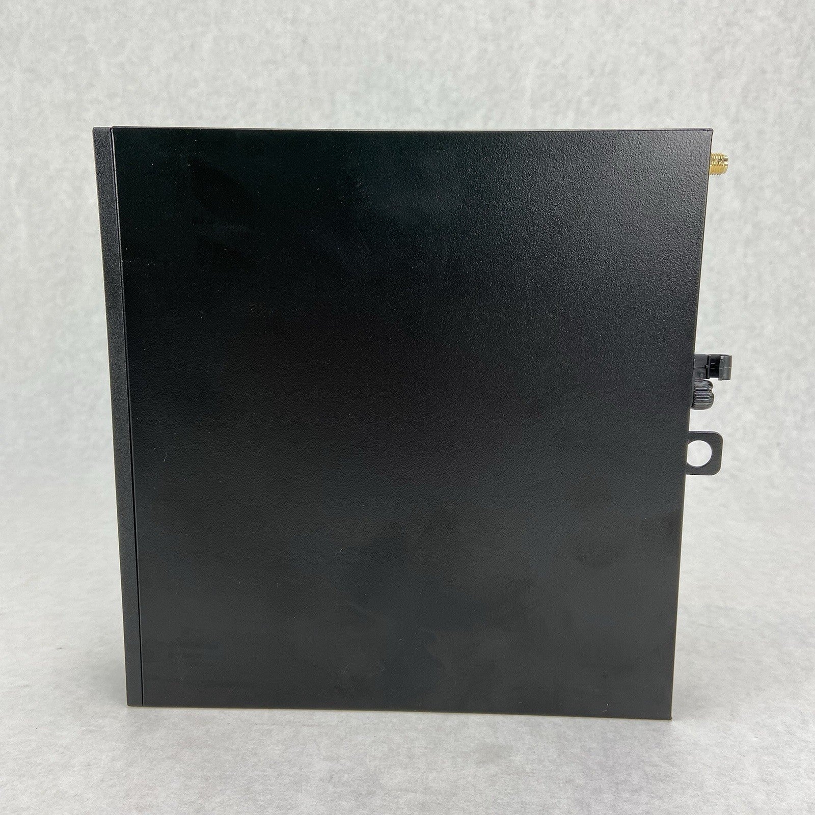Dell Optiplex 7070 Micro Intel Core i7-9700T 2GHz 8GB RAM No HDDOSAC6