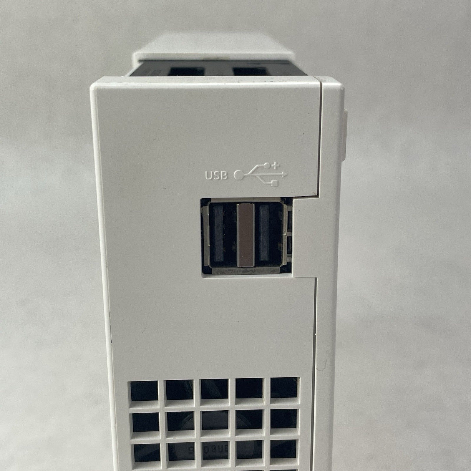 Nintendo Wii RVL-001 White Tested & Reset Console Only No Cords6