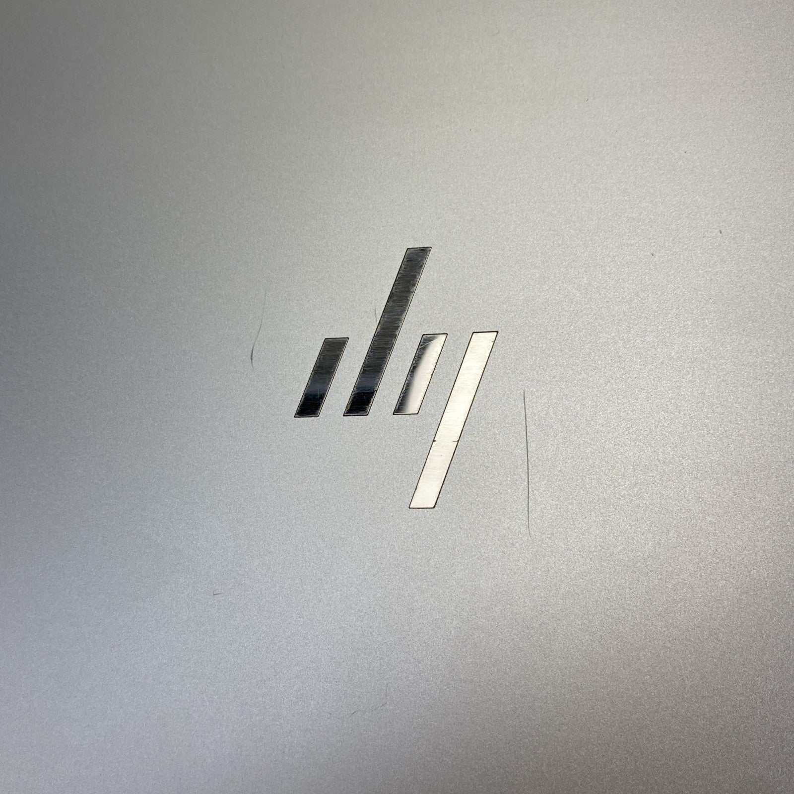 HP EliteBook 860 G9 16" Core i5-1245U 3.96 GHz 32GB RAM No SSD No OS