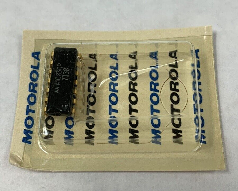 Motorola MC830P DTL Dual 4-Input NAND Gate Gold (Lot of 19)