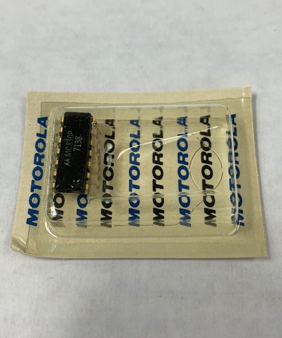 Motorola MC830P DTL Dual 4-Input NAND Gate Gold (Lot of 19)