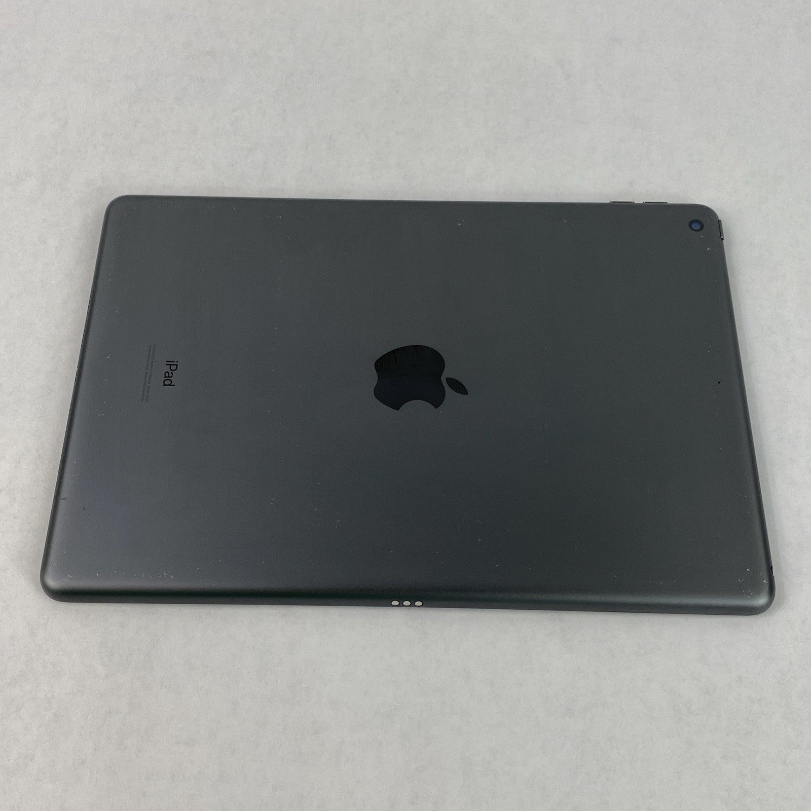 Apple iPad 7th Gen A2197 32GB 10.2" Retina Wi-Fi Space Gray IOS 18.7.815